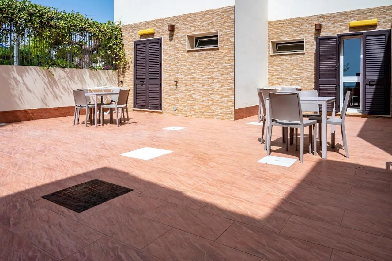 Calliope Beach Fontane Bianche