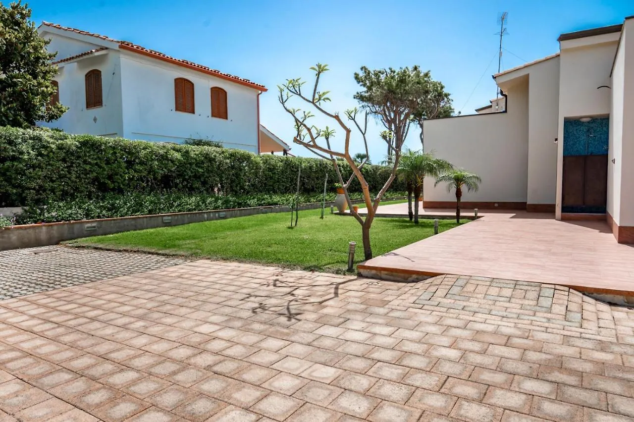 Villa Calliope Beach Fontane Bianche Italy